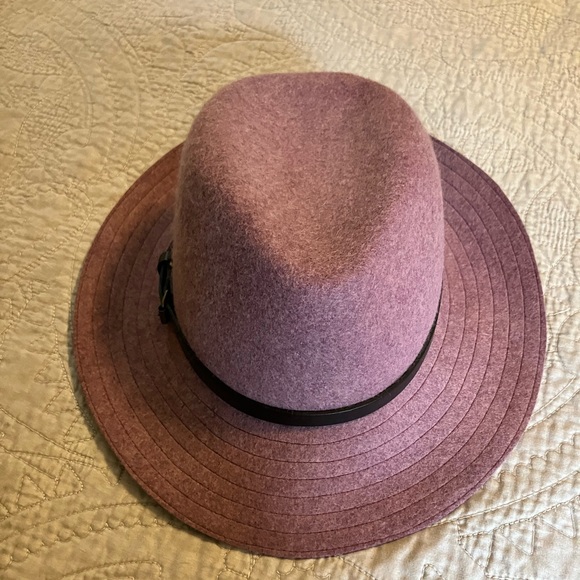 Purple wool hat - Picture 2 of 4